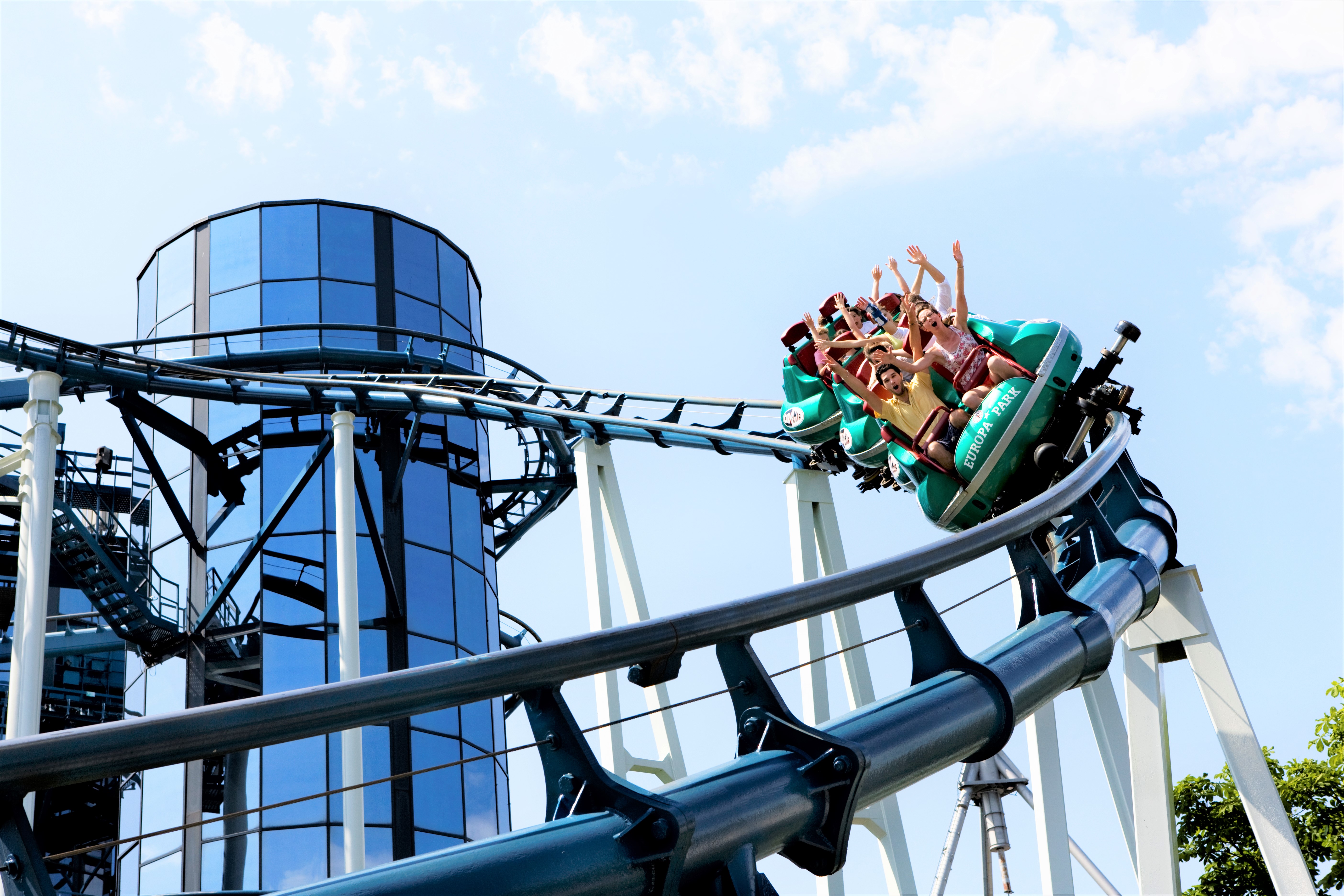 Faserverbundformteile «composite material» für Rollercoaster, Fahrzeugverschalungen, Bauteile für höchste Stabilität und Festigkeit - Colasit